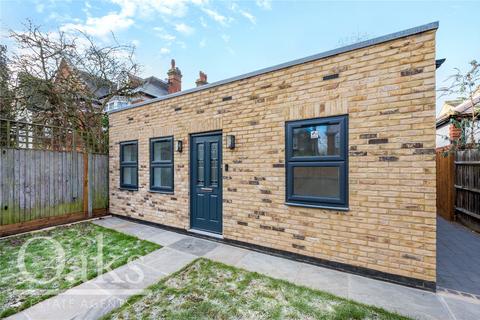 2 bedroom detached house for sale, Thrale Road, Furzedown