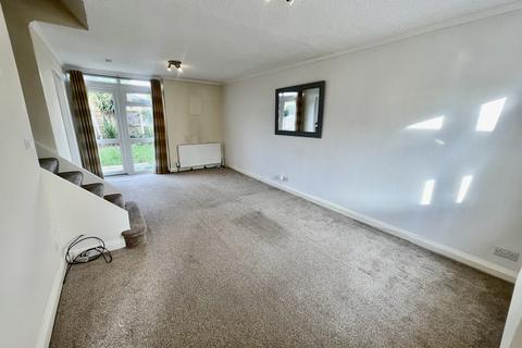 3 bedroom terraced house for sale, The Crescent, Preesall FY6