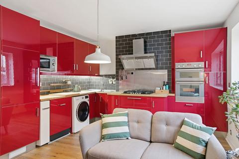 3 bedroom flat for sale, Delancey Street, London NW1
