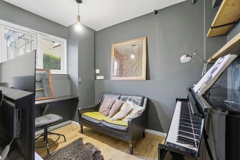 3 bedroom flat for sale, Delancey Street, London NW1