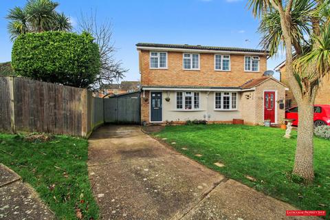 2 bedroom semi-detached house for sale, Quinnell Drive, Hailsham BN27