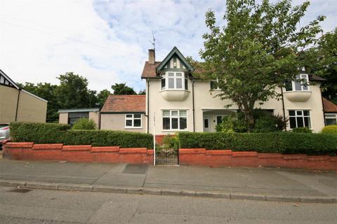 3 bedroom semi-detached house for sale, Groes Road, Colwyn Bay