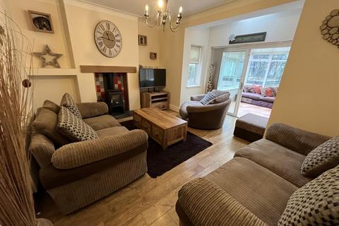 3 bedroom semi-detached house for sale, Groes Road, Colwyn Bay