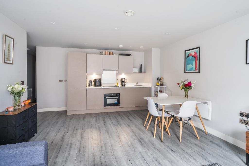 Kitchen/Dining Area