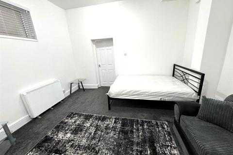 undefined, Newbridge Crescent, Wolverhampton, WV6 0LH