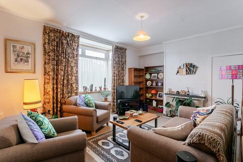 undefined, Kirkhill Gardens, Priestfield, Edinburgh, EH16