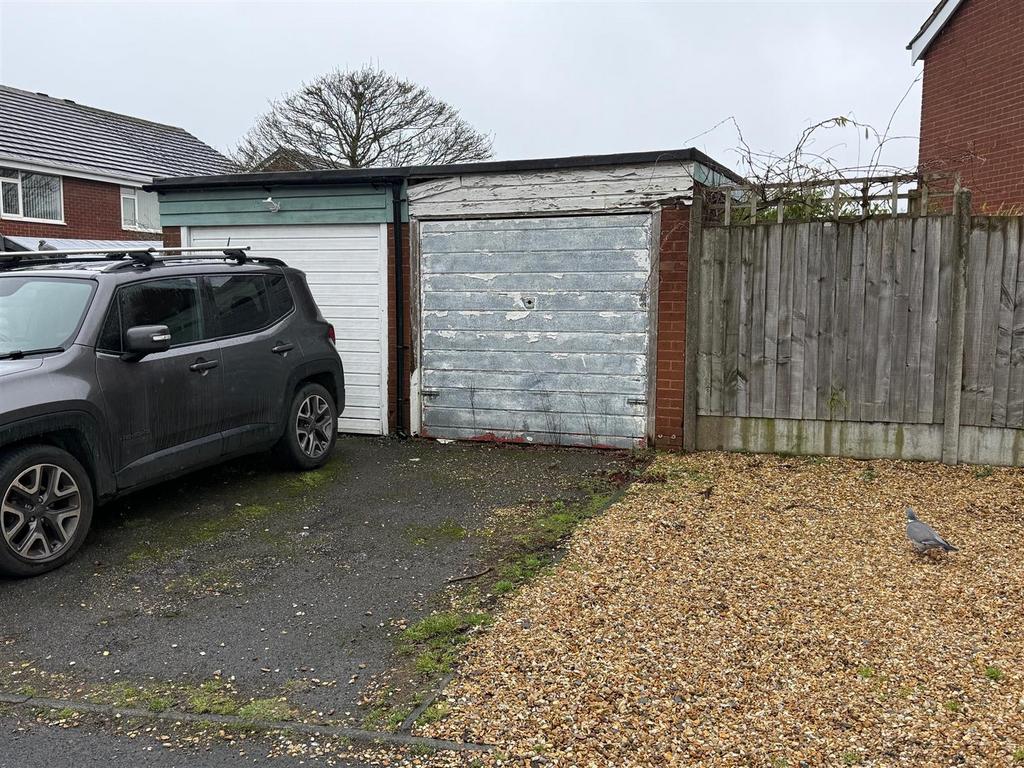 G1 Garage.jpg