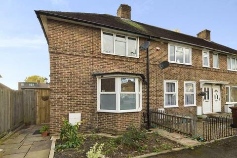 2 bedroom end of terrace house for sale, Waghorn Road, Harrow