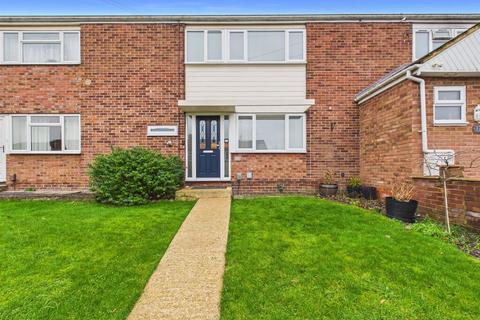 3 bedroom terraced house for sale, Cotswold Green, Aylesbury HP20