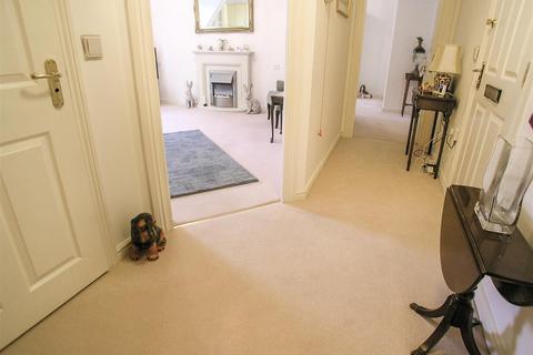 1 bedroom apartment for sale, Pritchard Court, Llandaff