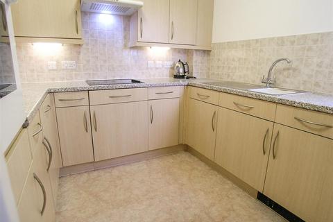 1 bedroom apartment for sale, Pritchard Court, Llandaff