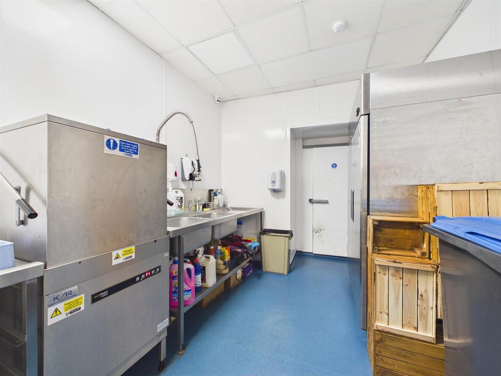 Commercial Kitchen
