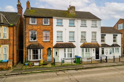 3 bedroom terraced house for sale, Victoria Street, Aylesbury HP20