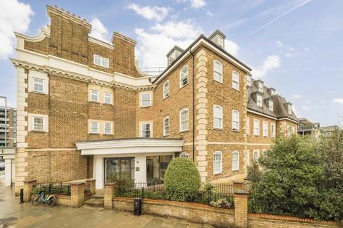 Kew Bridge Road, Brentford TW8