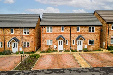 3 bedroom semi-detached house for sale, Emperor Way, Chinnor OX39