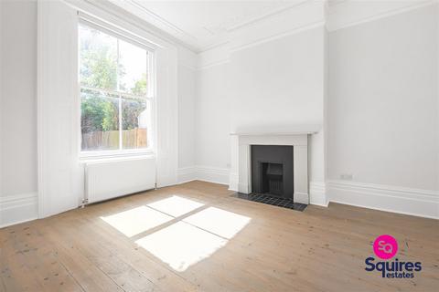 2 bedroom flat for sale, Nether Street, London