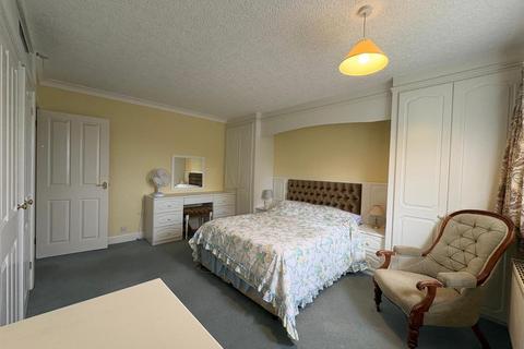 3 bedroom detached bungalow for sale, 1 Byram Court, Northallerton