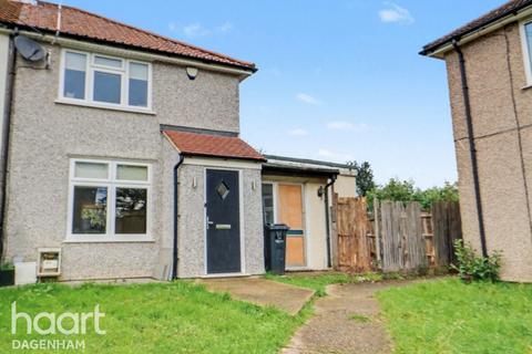 3 bedroom end of terrace house for sale, Robinson Road, Dagenham