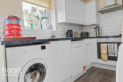 undefined, Robinson Road, Dagenham