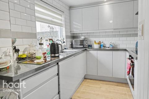 3 bedroom semi-detached house for sale, Marston Avenue, Dagenham