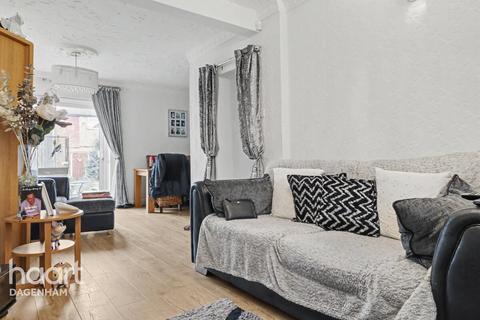 3 bedroom semi-detached house for sale, Marston Avenue, Dagenham
