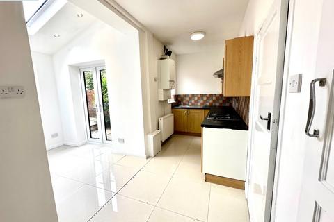 1 bedroom flat to rent, Houldsworth Road, Preston PR2