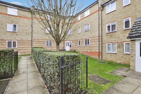 2 bedroom flat to rent, Parkinson Drive, Chelmsford, Essex