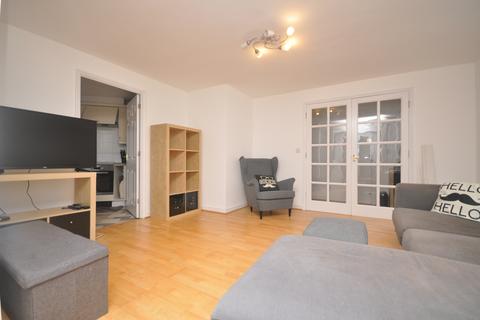 2 bedroom flat to rent, Parkinson Drive, Chelmsford, Essex