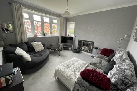 4 bedroom semi-detached house for sale, Derwent Drive, Chadderton