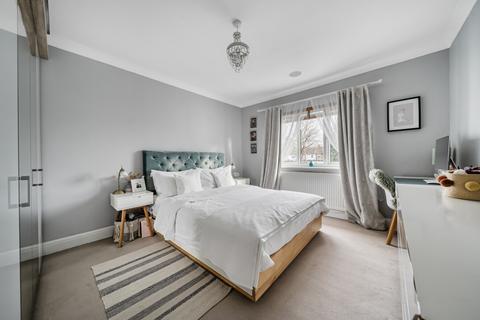 3 bedroom maisonette for sale, Palace Grove, Bromley, BR1
