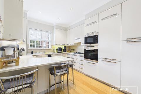 2 bedroom apartment for sale, Turnberry Close, London NW4