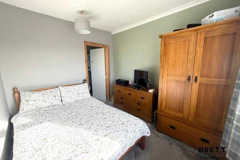 3 bedroom semi-detached house for sale, Blackbridge Crescent, Blackbridge, Milford Haven, Pembrokeshire. SA73 1DL