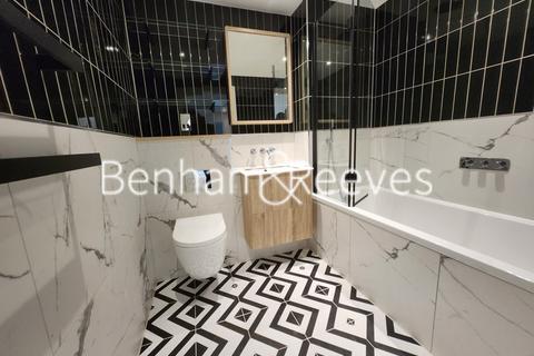 2 bedroom apartment to rent, Danvers Avenue,  Imperial Wharf SW11