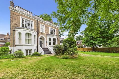 1 bedroom apartment to rent, Cambridge Park, East Twickenham