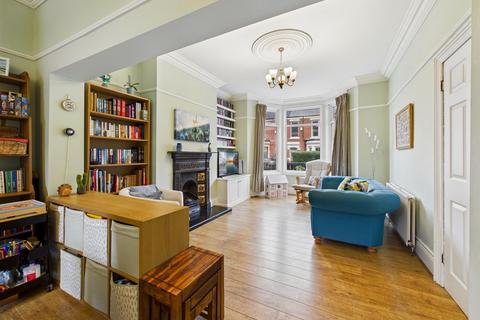 3 bedroom terraced house for sale, Oxford Street, Whitley Bay