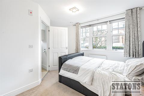 3 bedroom apartment for sale, Rosebery Place, Mill Hill, London, NW7