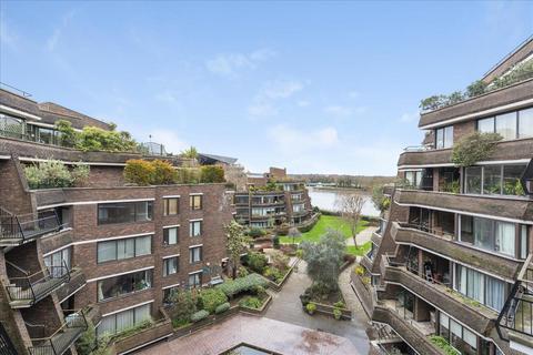 2 bedroom apartment for sale, Alder Lodge, Stevenage Road, London, SW6