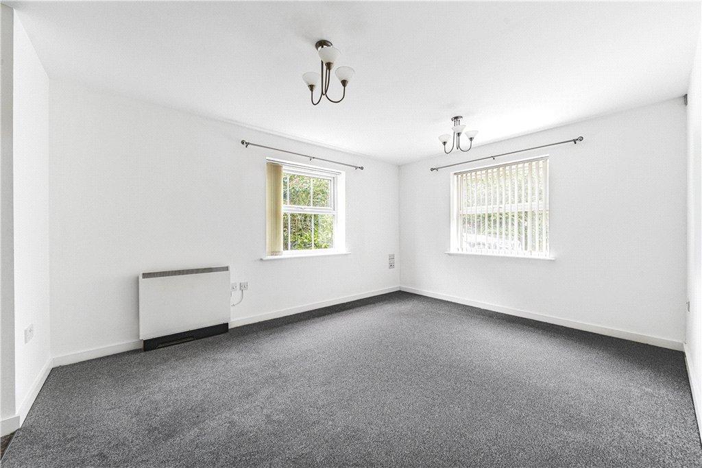 Sitting/Dining Room