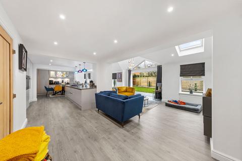 undefined, Chesterton Drive, Winwick, WA2