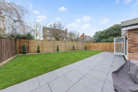undefined, Chesterton Drive, Winwick, WA2
