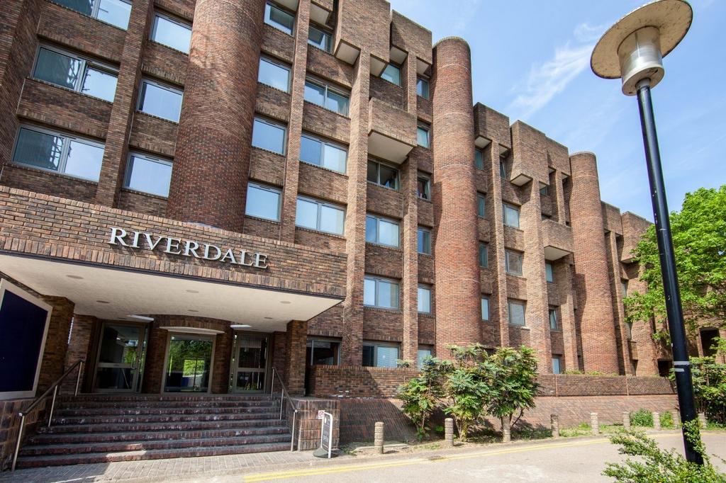 Riverdale Exterior