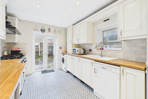4 bedroom terraced house for sale, Lanfranc Road, Worthing, BN14 7ER