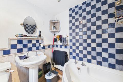 undefined, Hillside, Leicestershire LE67