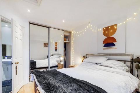 2 bedroom apartment to rent, Bridewell Place, London, E1W