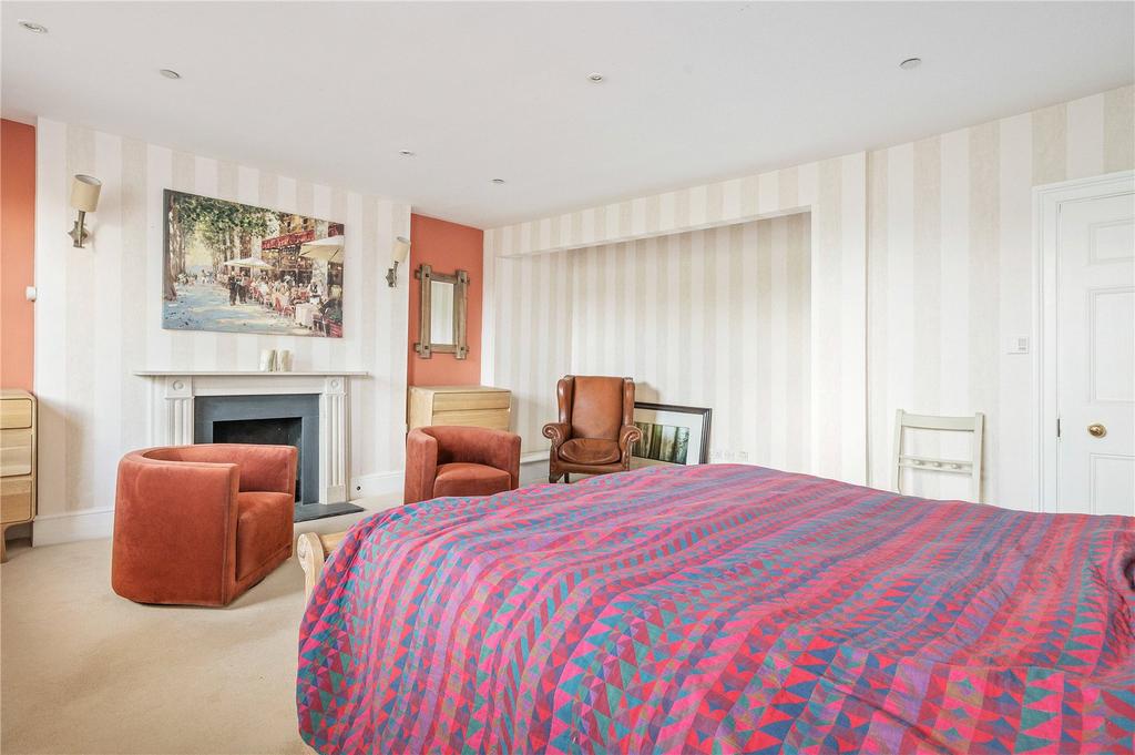 Principal Bedroom