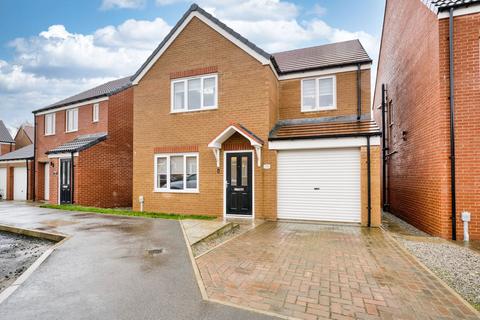 4 bedroom detached house for sale, Baneberry Drive, Silksworth