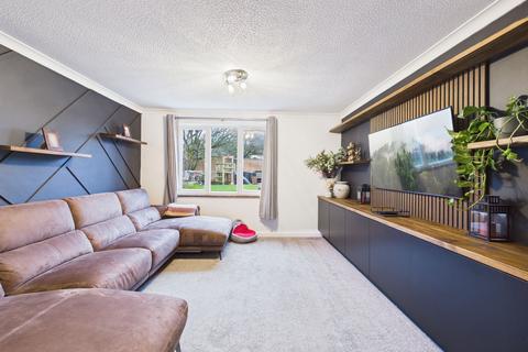 undefined, Windsor Close, Towcester, NN12