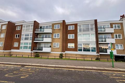 2 bedroom flat to rent, Eastern Esplanade, Southend-On-Sea