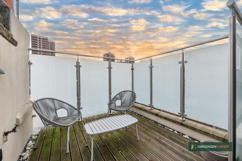 Roof Terrace .jpg