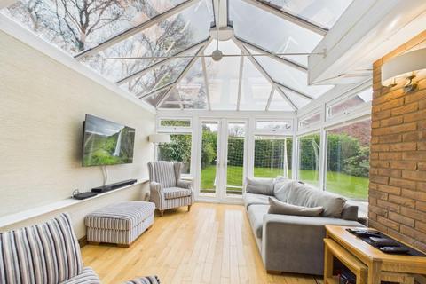 4 bedroom detached house for sale, Hawthorne Close, Stretton Hall, Oadby, Leicestershire